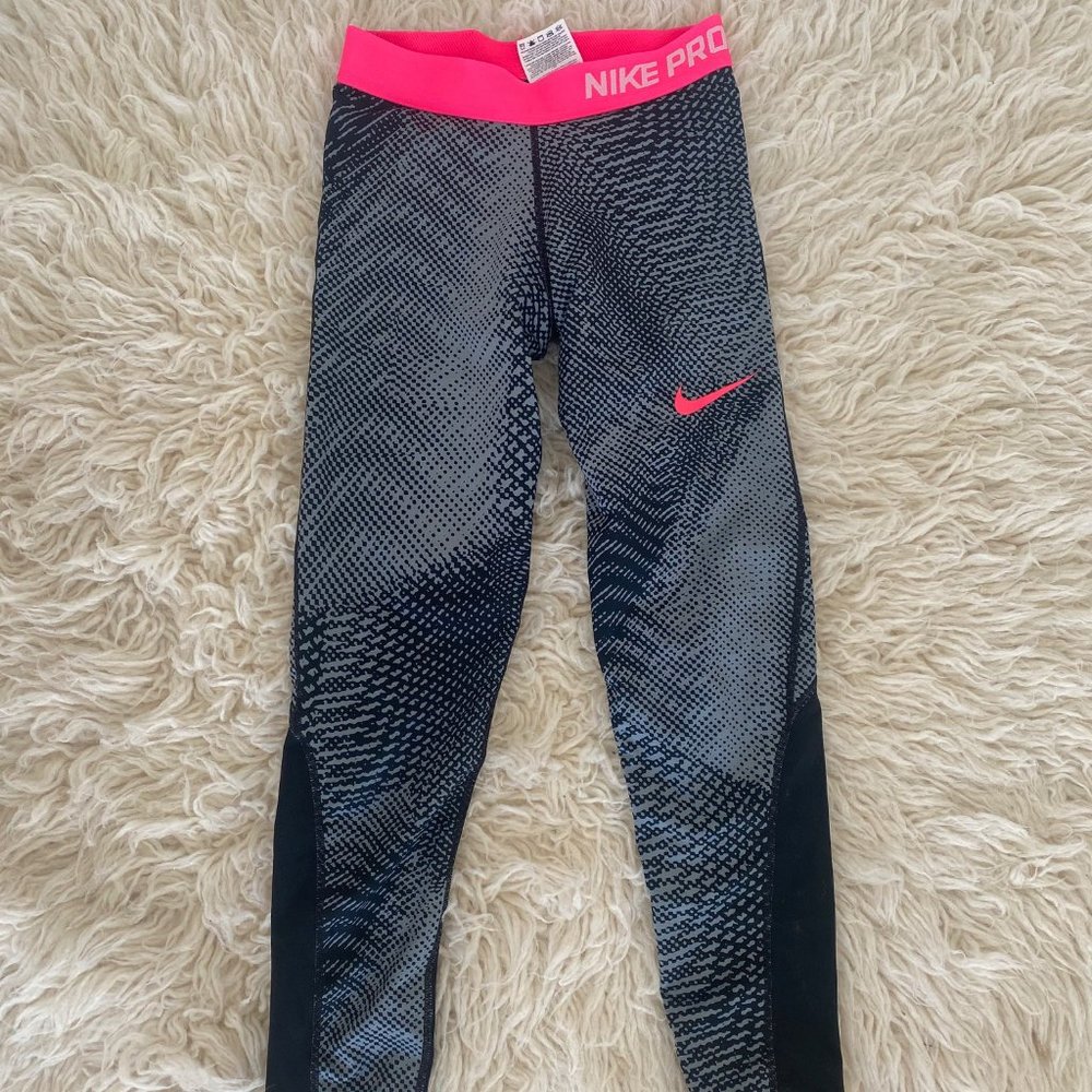 Girls Nike Pro Leggings Large